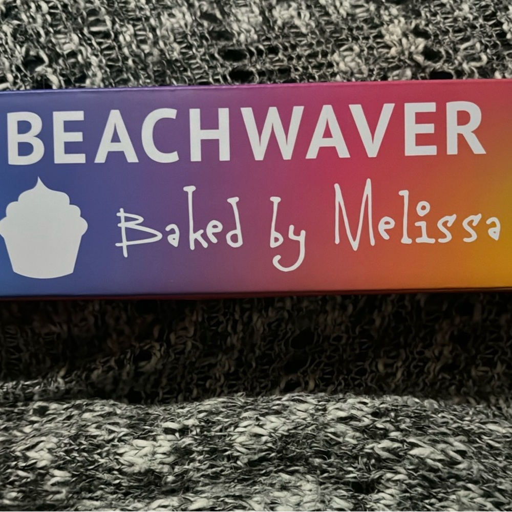 Beachwaver Baked by Melissa